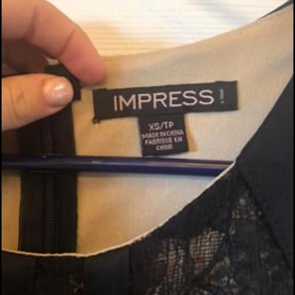 Mid length dress - Picture 3 of 4